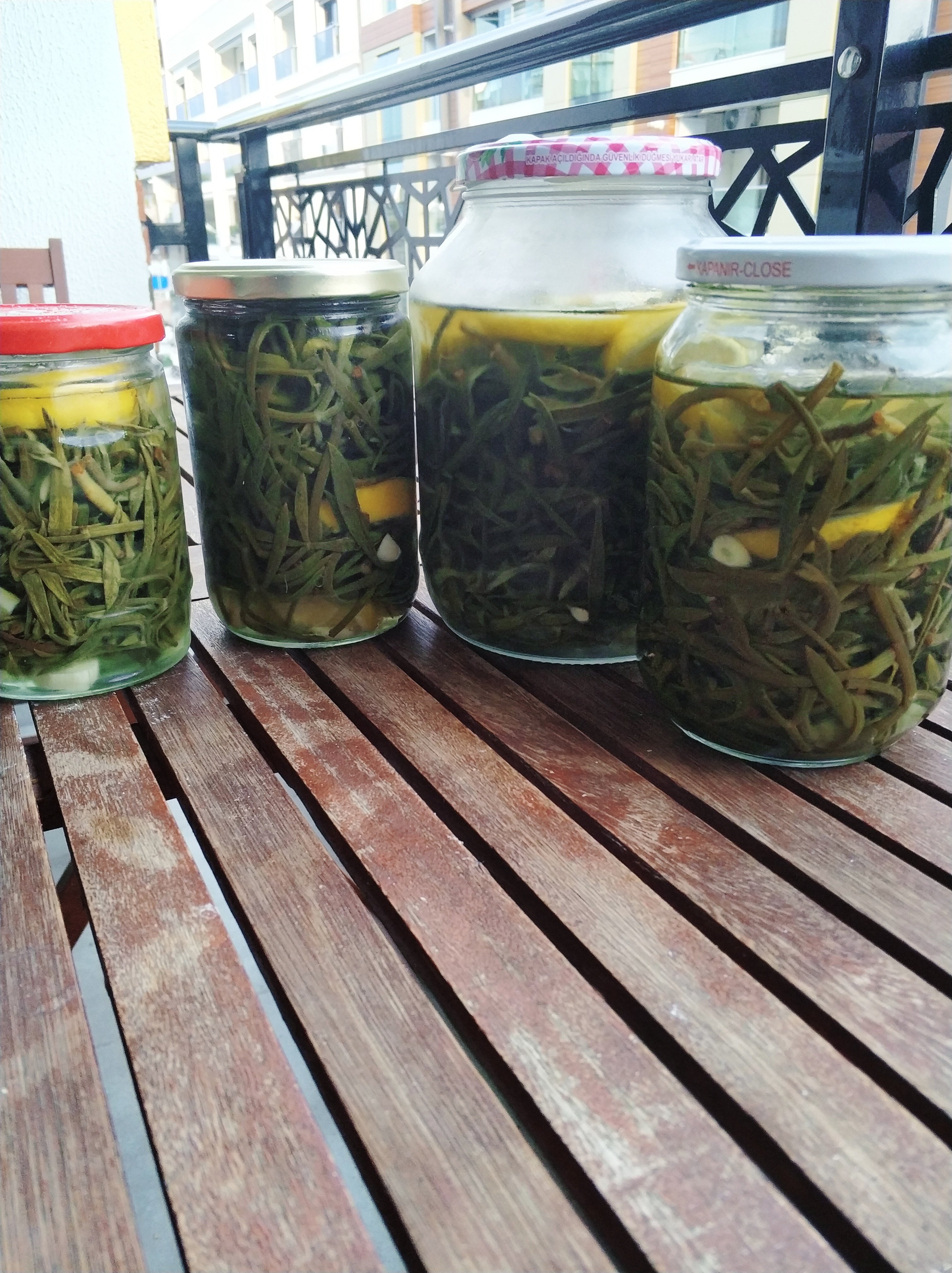 Kaya Koruğu Turşusu